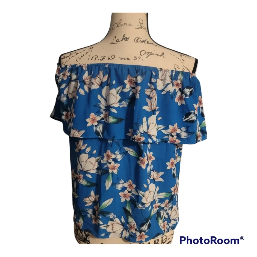 Off Shoulder Top Tropical Print - Picture 2 of 9